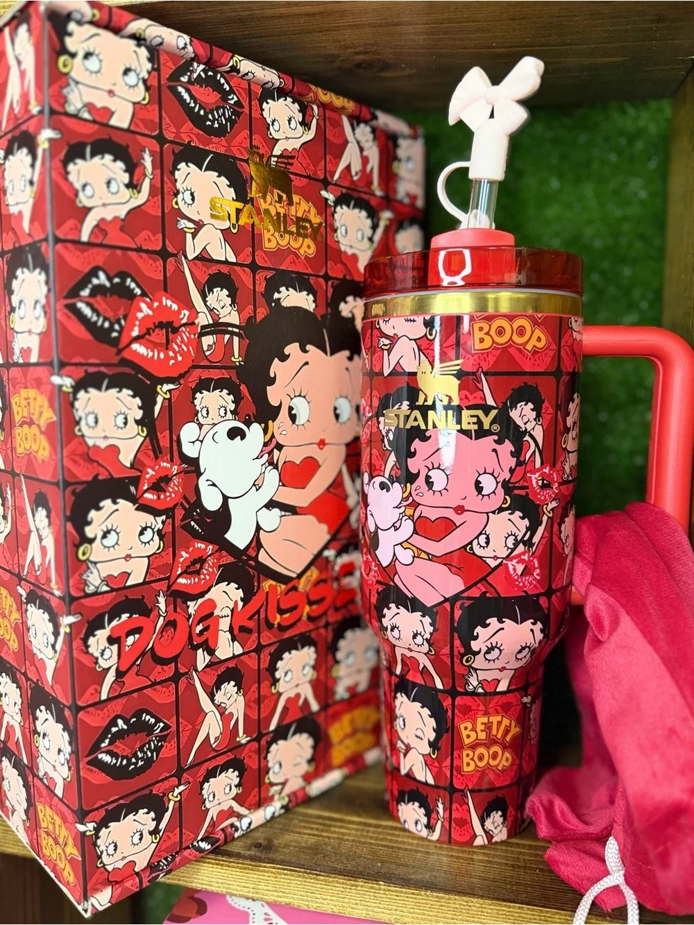 Stanley Betty Boop Red and Gold Graphic Travel Tumbler with Handle